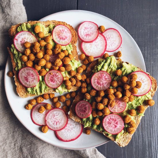 Avocado and Crispy Chickpeas Toasts