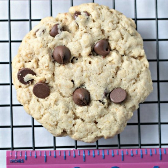 Big Oatmeal Chocolate Chip Cookies