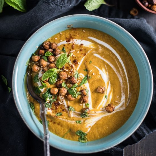 Creamy Roasted Carrot Soup