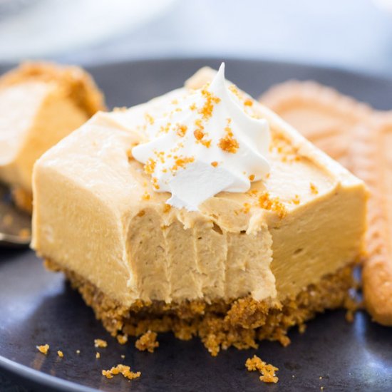 Biscoff Cheesecake Bars