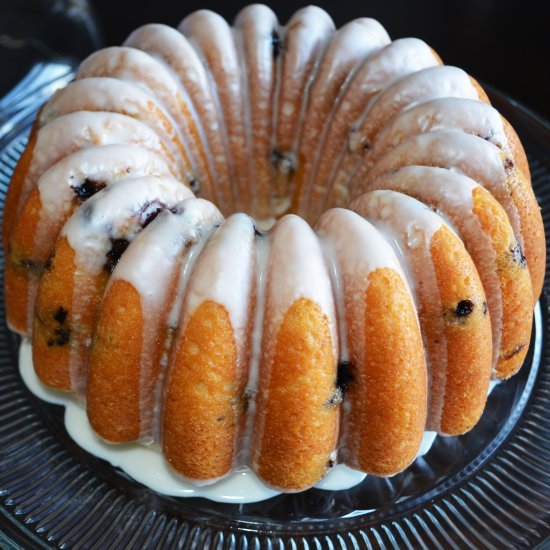 The best lemon blueberry bundt cake