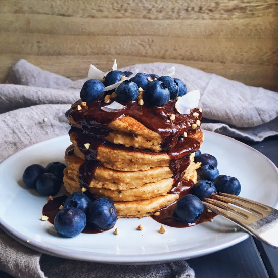 Oatmeal Banana Bread Pancakes