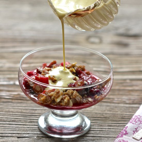 Rhubarb-Raspberry Crumble