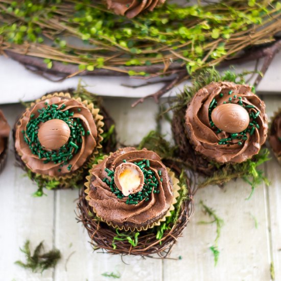 Cadbury Creme Egg Cupcakes