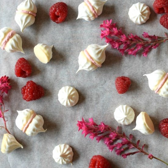 Raspberry & White Chocolate Kisses