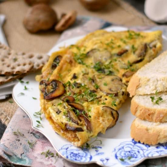 Omelette with Mushrooms and Cheese