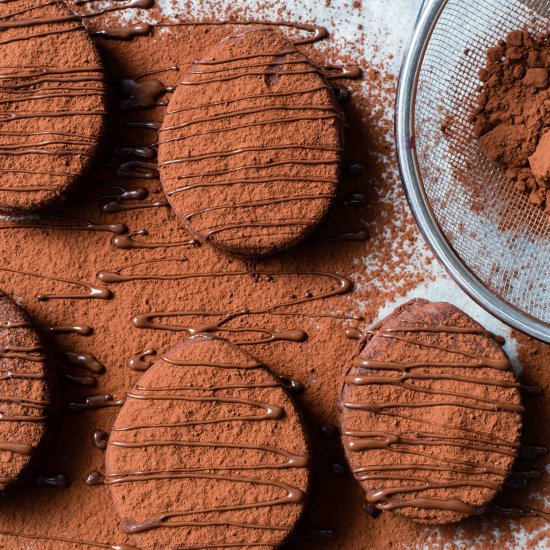 Easter egg Bourbon Biscuits