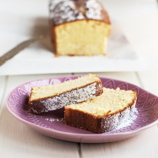 Crème Fraîche Pound Cake