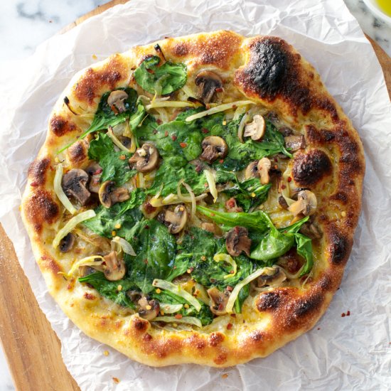 GARLIC & FENNEL MUSHROOM PIZZA