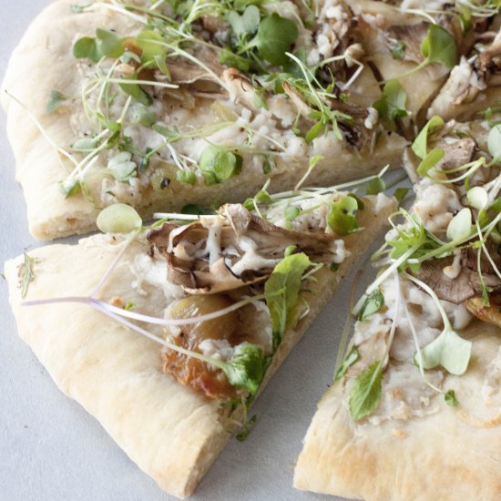 Garlic Mushroom Sourdough Pizza