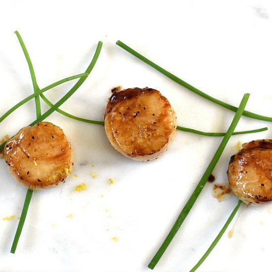 Easy Caramelized Scallops