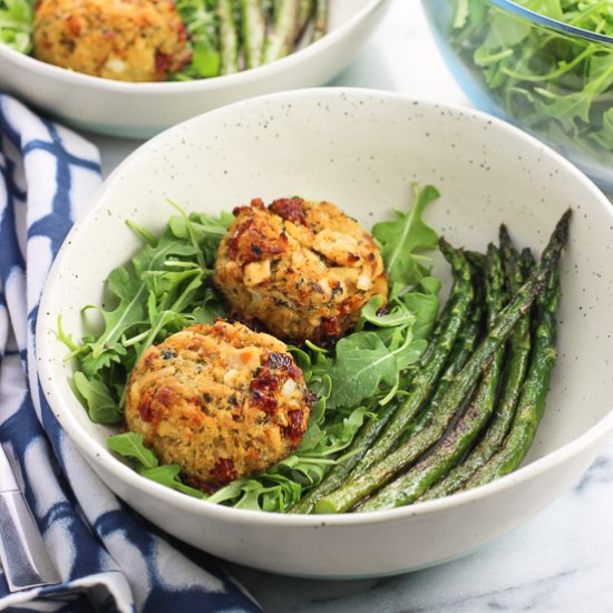 Sun-Dried Tomato Pesto Tuna Cakes