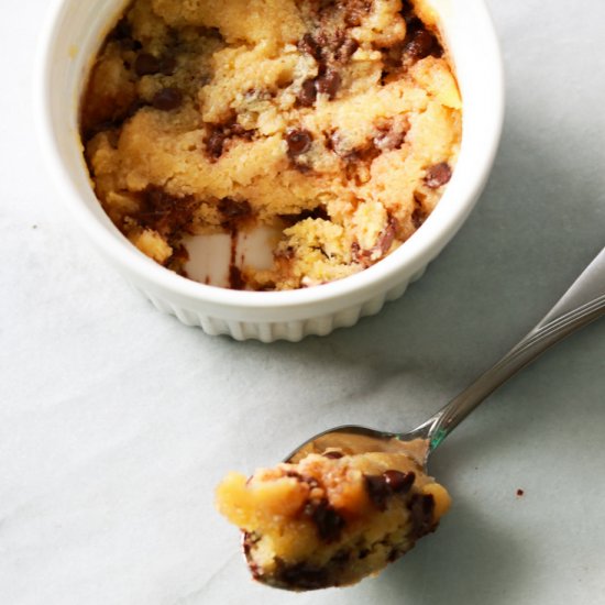 Chocolate chip mug cookie