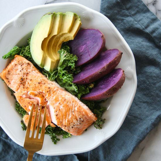 Pan Seared Salmon Macro Bowl