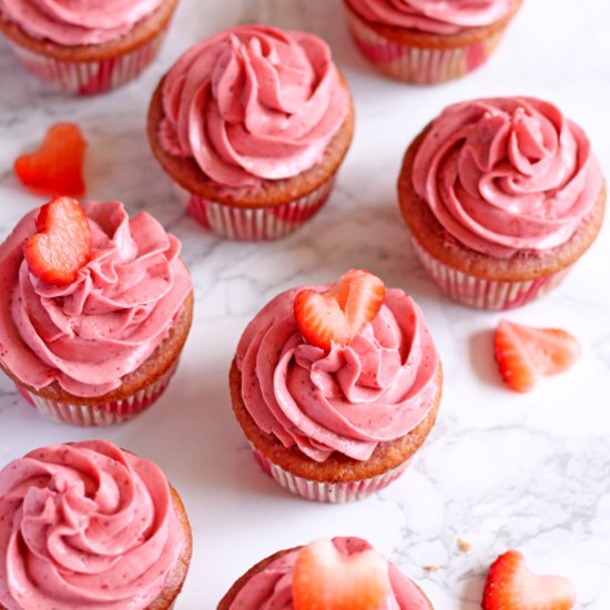 Strawberry Champagne Cupcakes