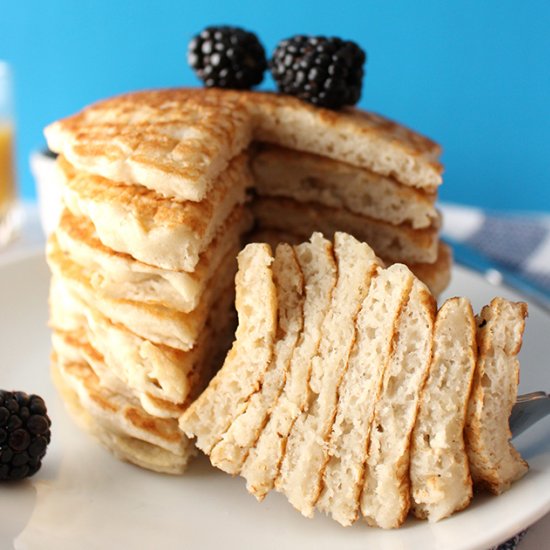 Best Ever Fluffy Vegan Pancakes!