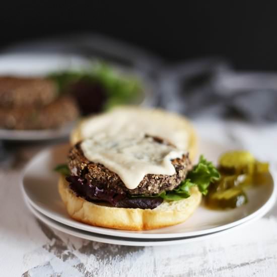 5 Ingredient Spicy Black Bean Jalepeno Burgers