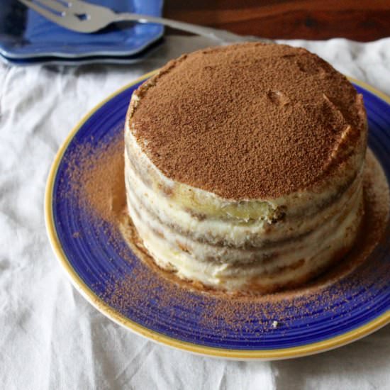 Tiramisu Cake