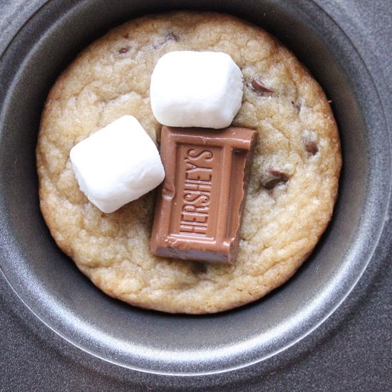 Campfire Cookie Cups