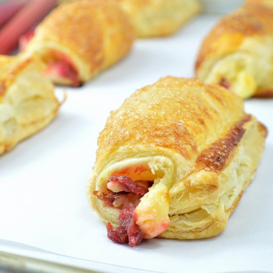 Rhubarb-Cheese Danish