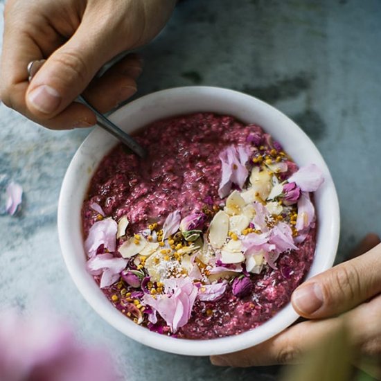 Overnight raspberry oatmeal