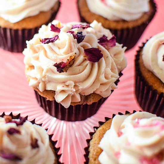 Sweet Coconut & Strawberry Cupcakes