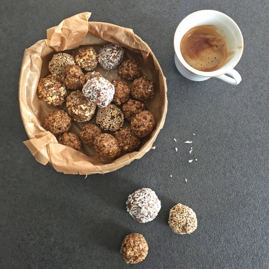 Raw Vegan Energy Balls