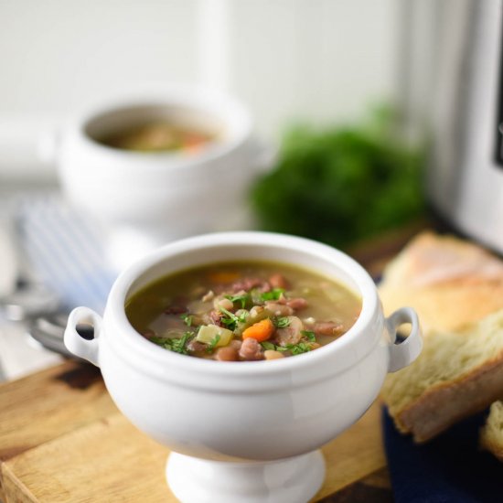 15-Minute 15-Bean and Ham Soup