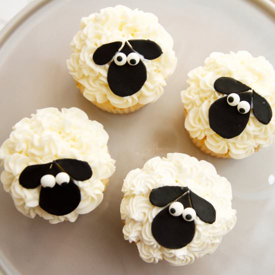 Baby Shower Sheep Cupcakes