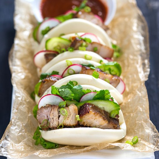 Taiwanese Pork Belly Steamed Buns