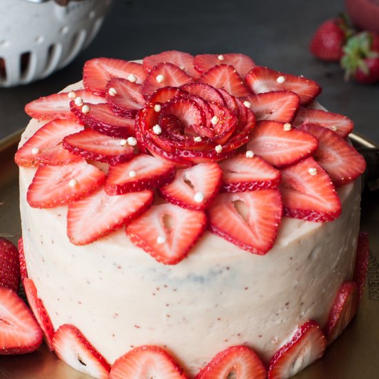 Chocolate Cake w Strawberries