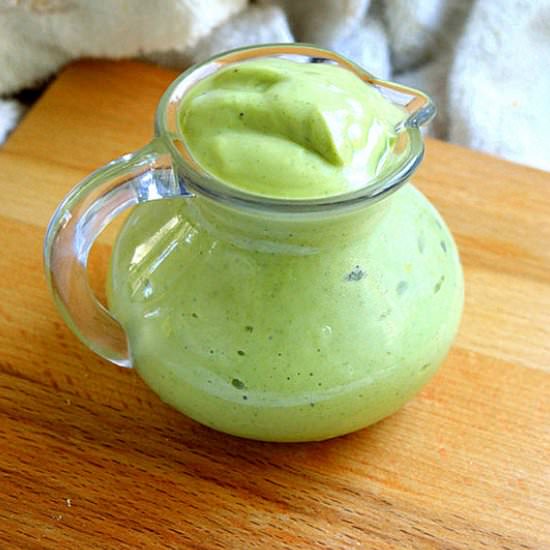 2-minute Avo Dressing