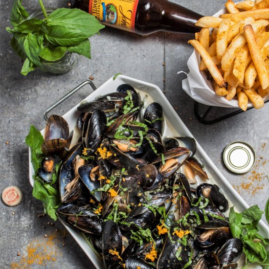 Belgian Wit & Coconut Milk Mussels