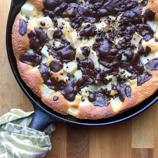 Chocolate and Pear Skillet Cake