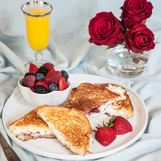 Strawberry and Ricotta Toasties