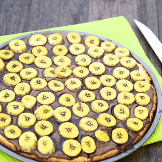 Nutella Banana Pizza