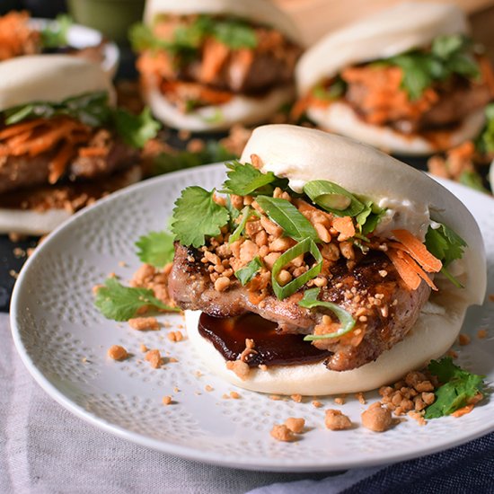 Five-Spice Chicken Bao