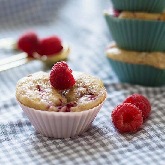 Healthy Raspberry Lemon Muffins