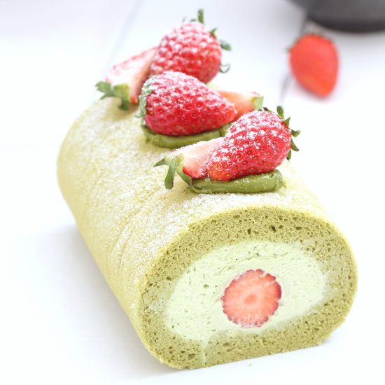 Matcha Soufflé Roll Cake