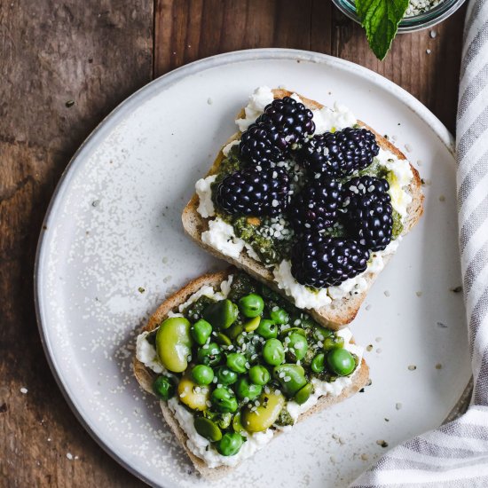 Ricotta Tartines