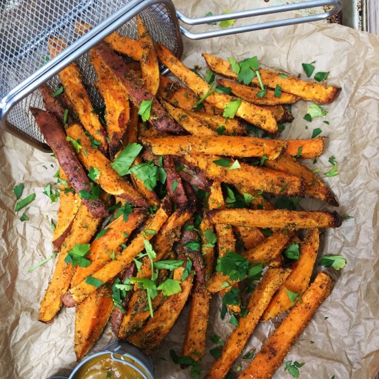 Sweet Potato Fries & Curry Sauce