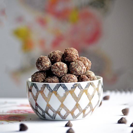 Chocolate Almond Bites