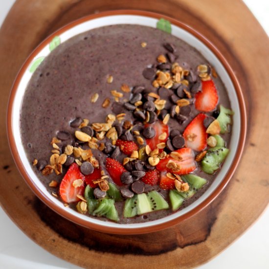 Mixed Berry Smoothie Bowl