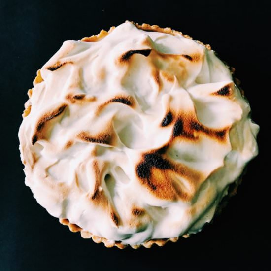 Aquafaba Vegan Meringue Topping