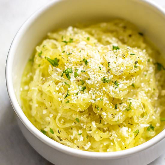 Lemon Garlic Spaghetti Squash