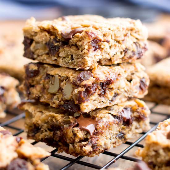 Banana Chocolate Chip Oatmeal Bars