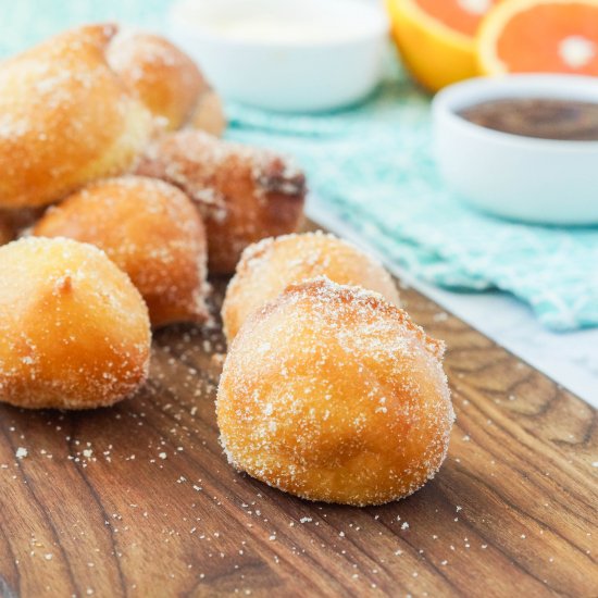 Buñuelos with Brown Velvet Glaze