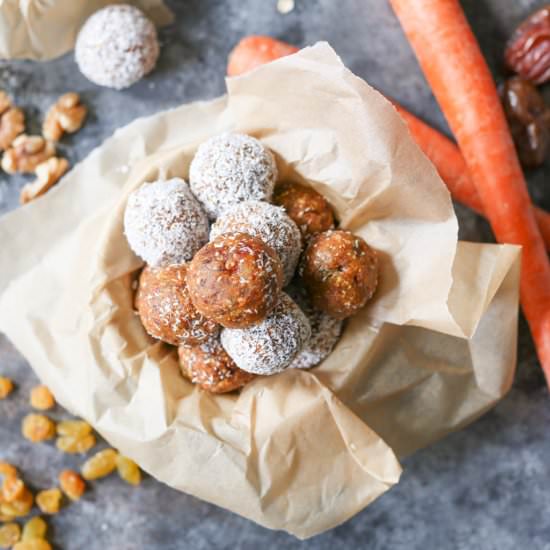 Carrot Cake Energy Bites