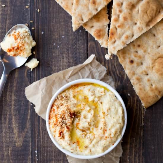 Lemon Garlic Hummus