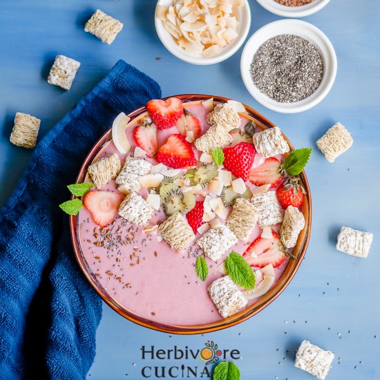 Strawberry + Cereal Smoothie Bowl